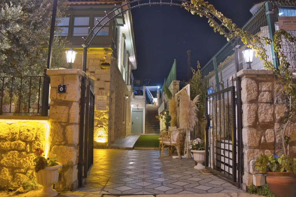 Elda Alaçatı Hotel — 2
