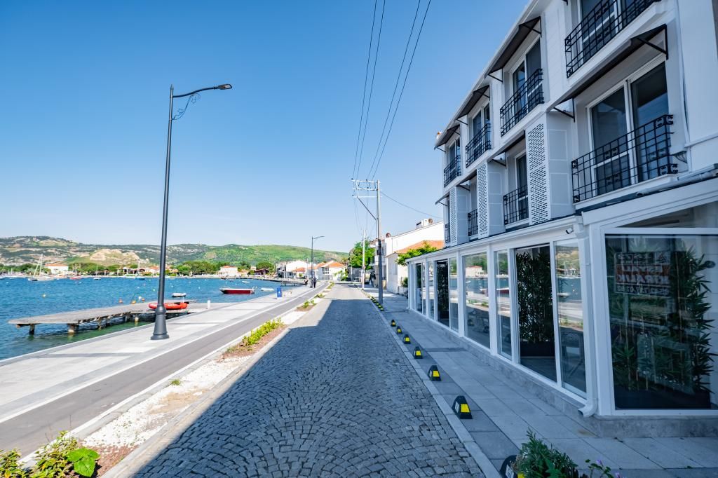 BD Suites Foça — 2