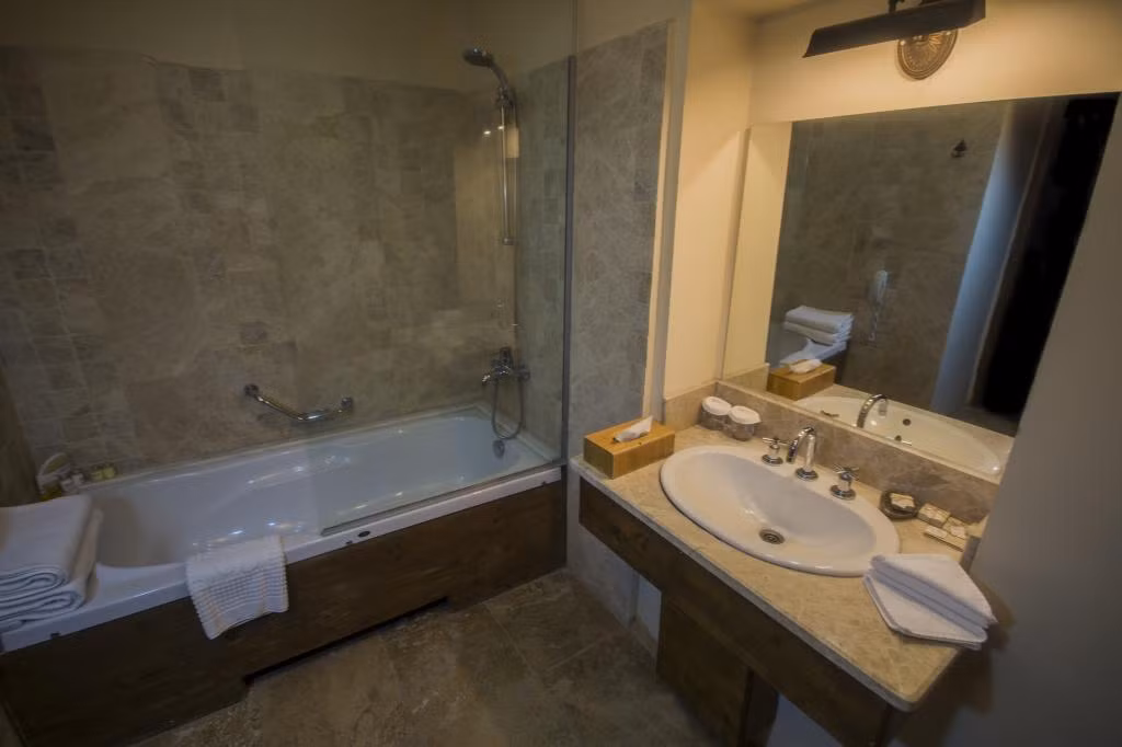 Fresco Cave Suites — 4