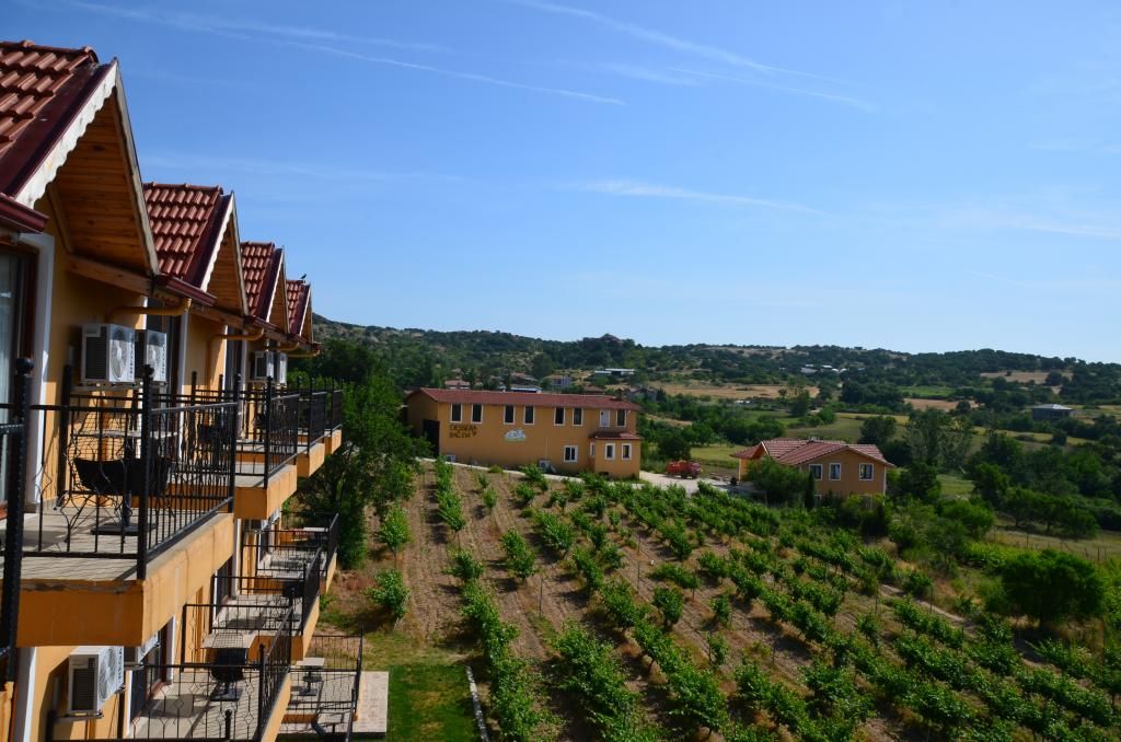 Dessera Vineyards Hotel