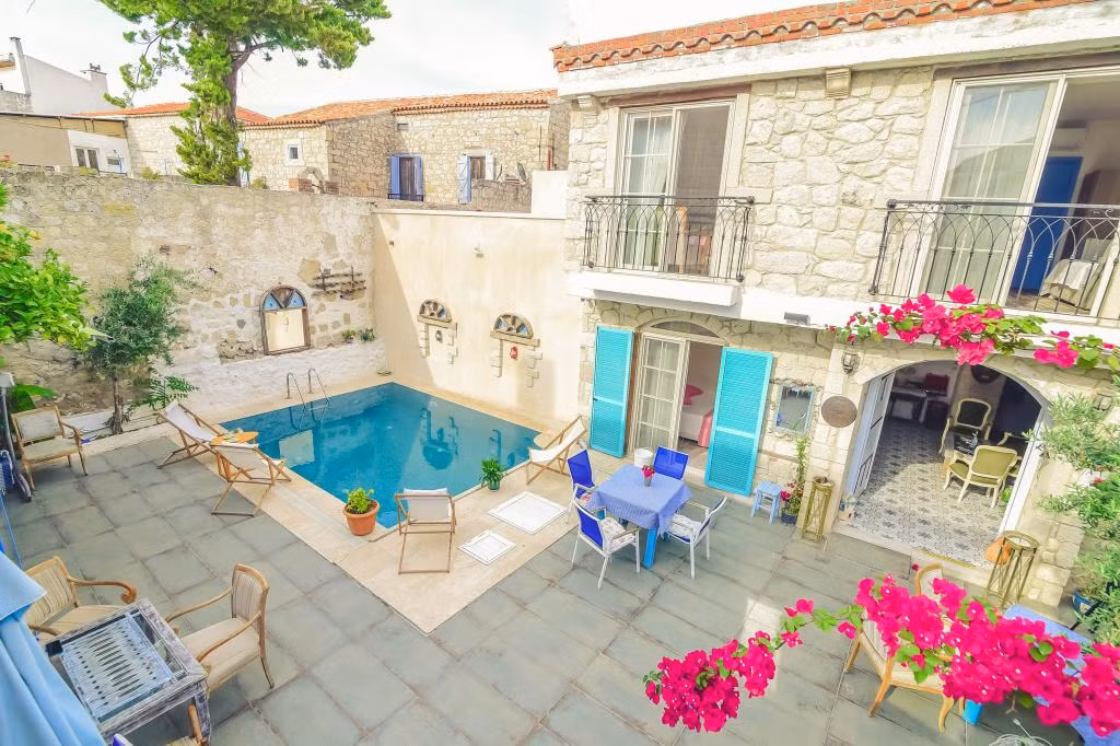 Alaçatı Asmalı Konak Otel — 5
