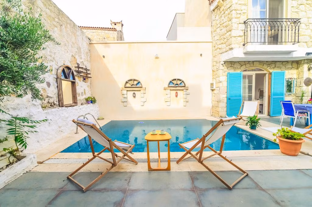 Alaçatı Asmalı Konak Otel — 8