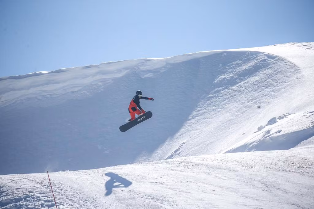 Snowdora Ski Resort Hotels — 9