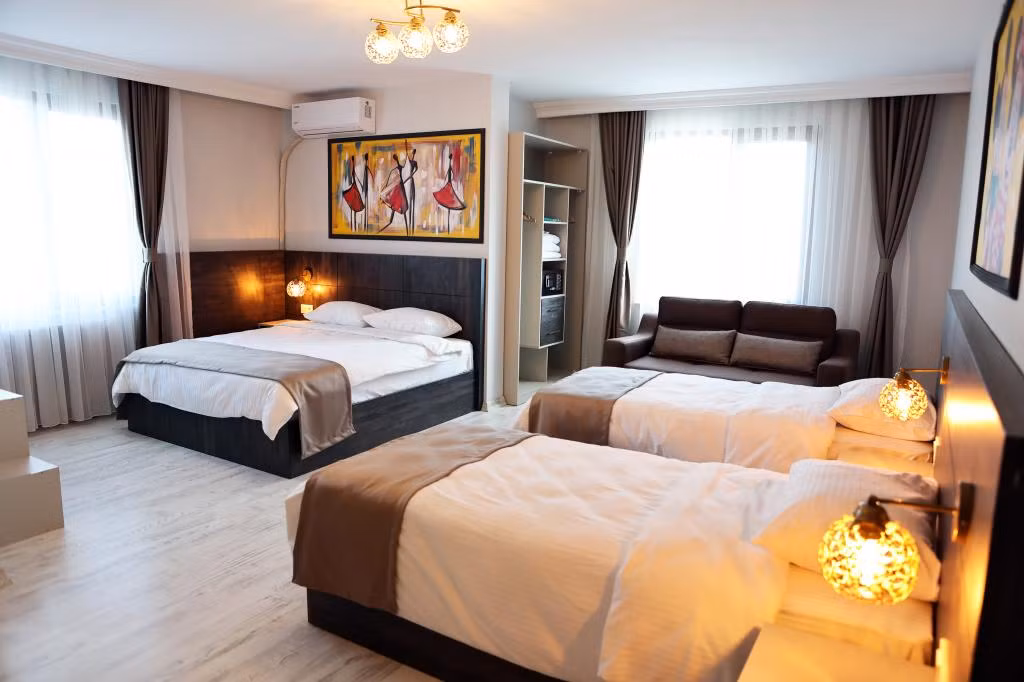 SAR-PER Hotel — 3
