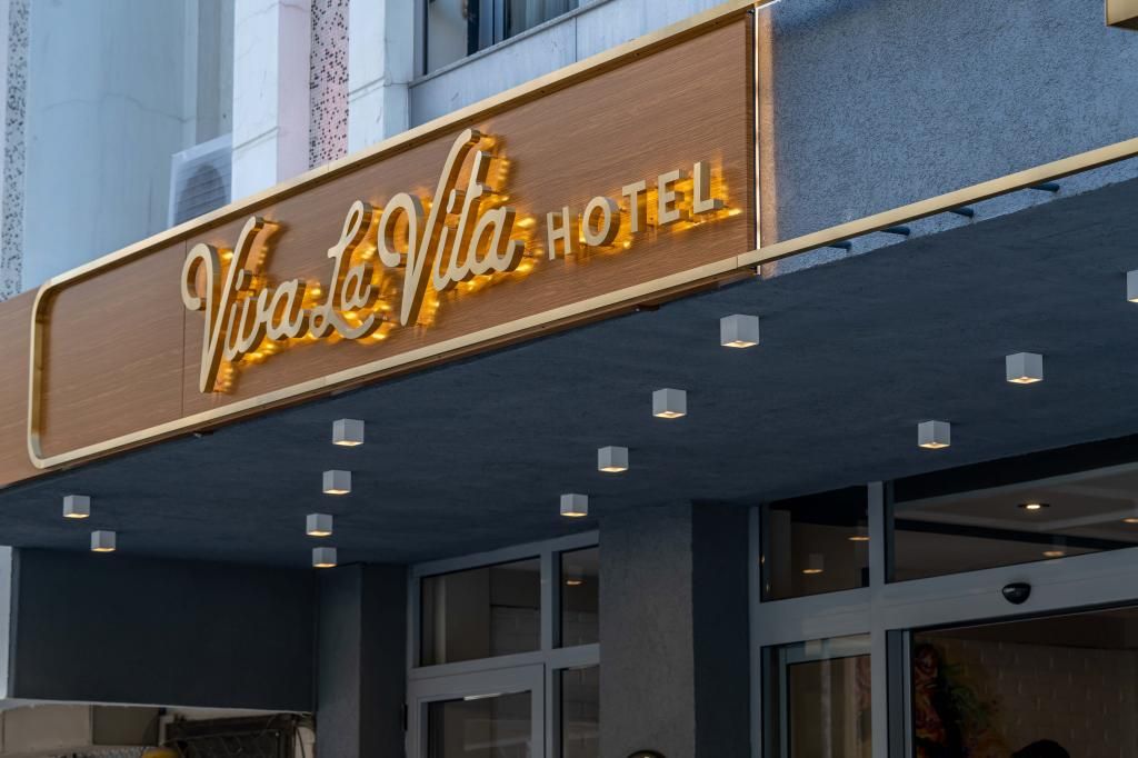 Viva La Vita Hotel Bornova — 2