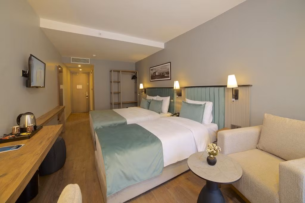 Days Inn By Wyndham İstanbul Arnavutköy — 4