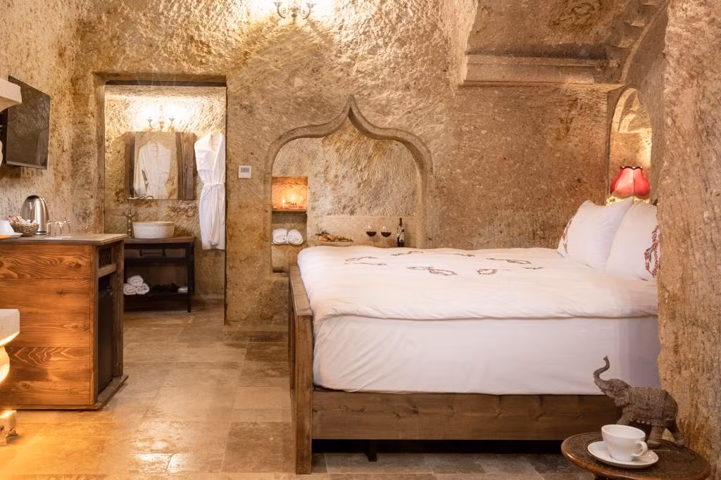 Kayata Cave Suites — 7