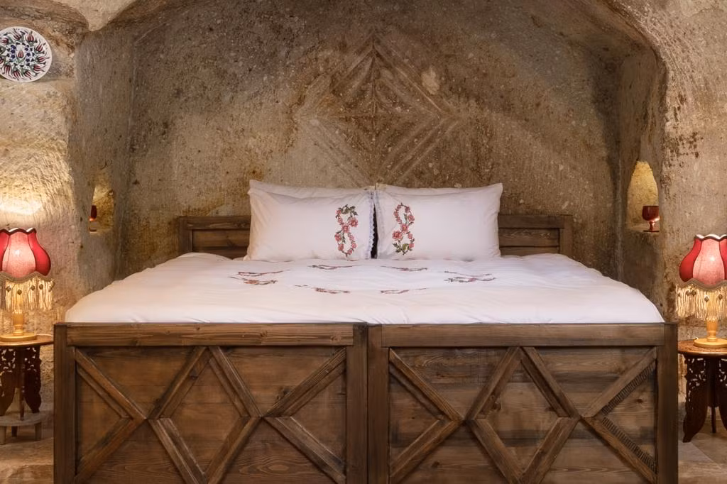 Kayata Cave Suites — 9