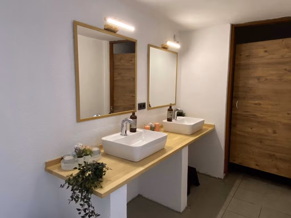 Omar Hotel & Suites  — 9