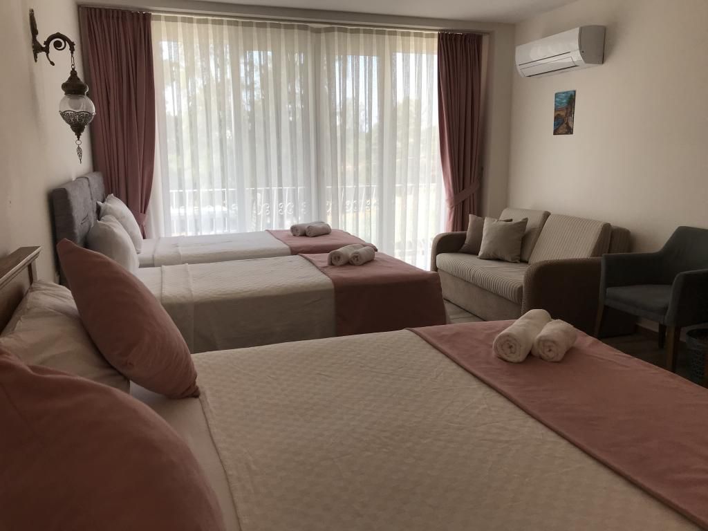 Infinity Ruby Hotel — 2
