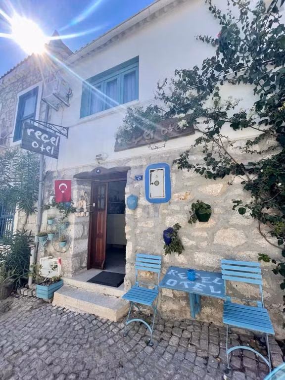Reçel Hotel Alaçatı — 3