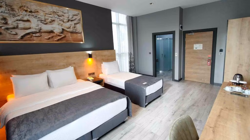 Mills Hotel — 8