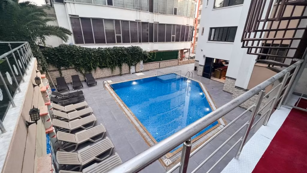 Saturn Hotel Kuşadası — 2