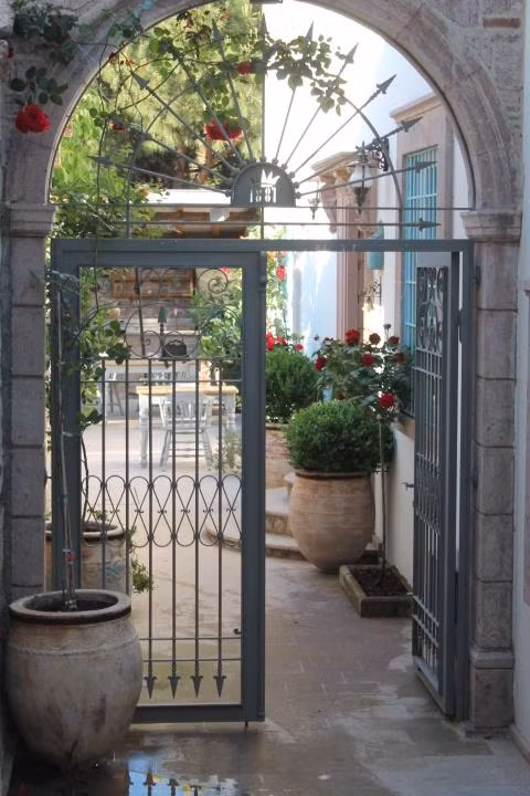 Lunaria Guest House Ayvalık — 8