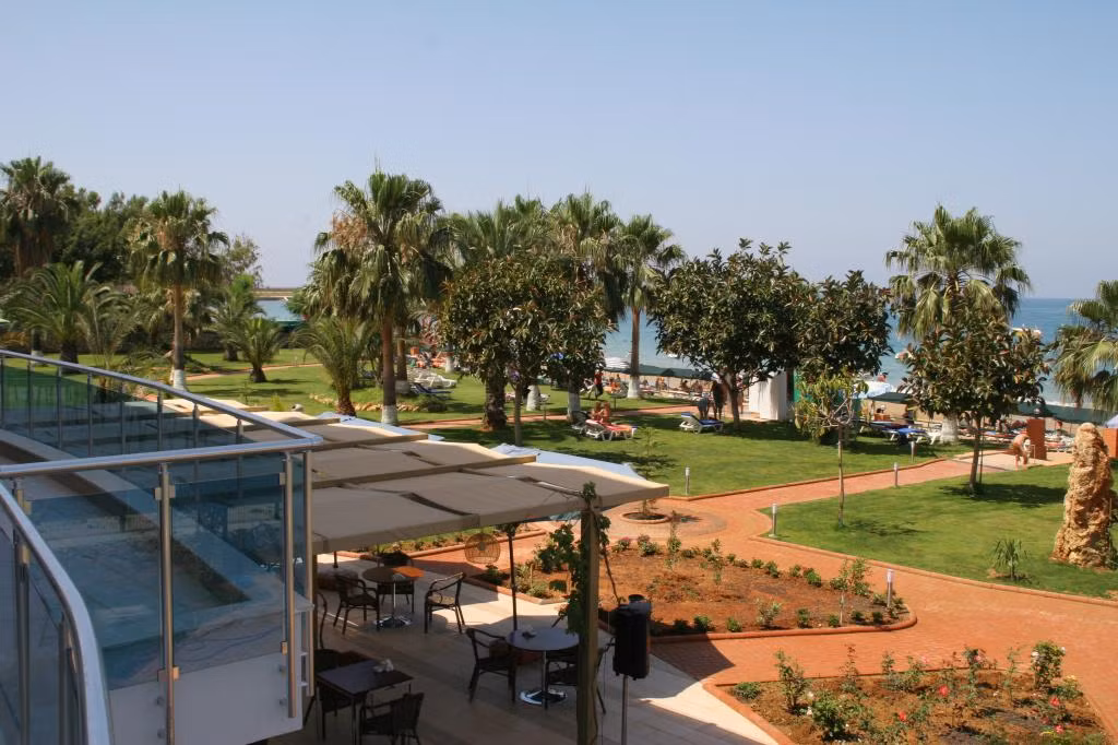 Venessa Beach Hotel — 6