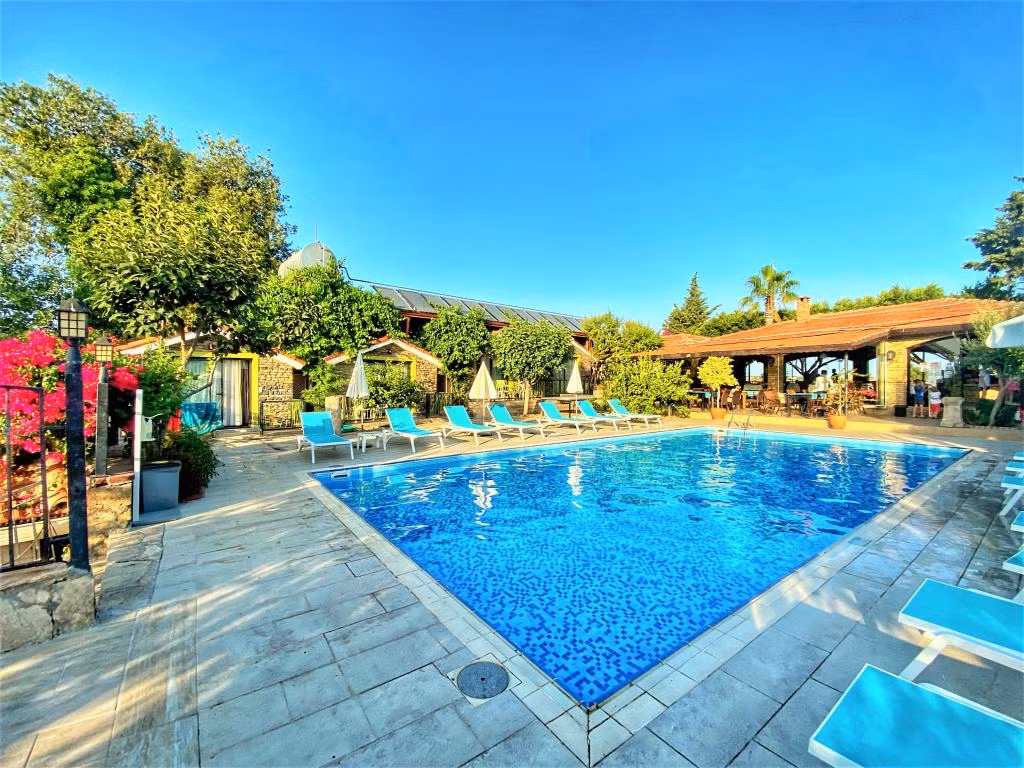 Leda Beach Hotel — 9