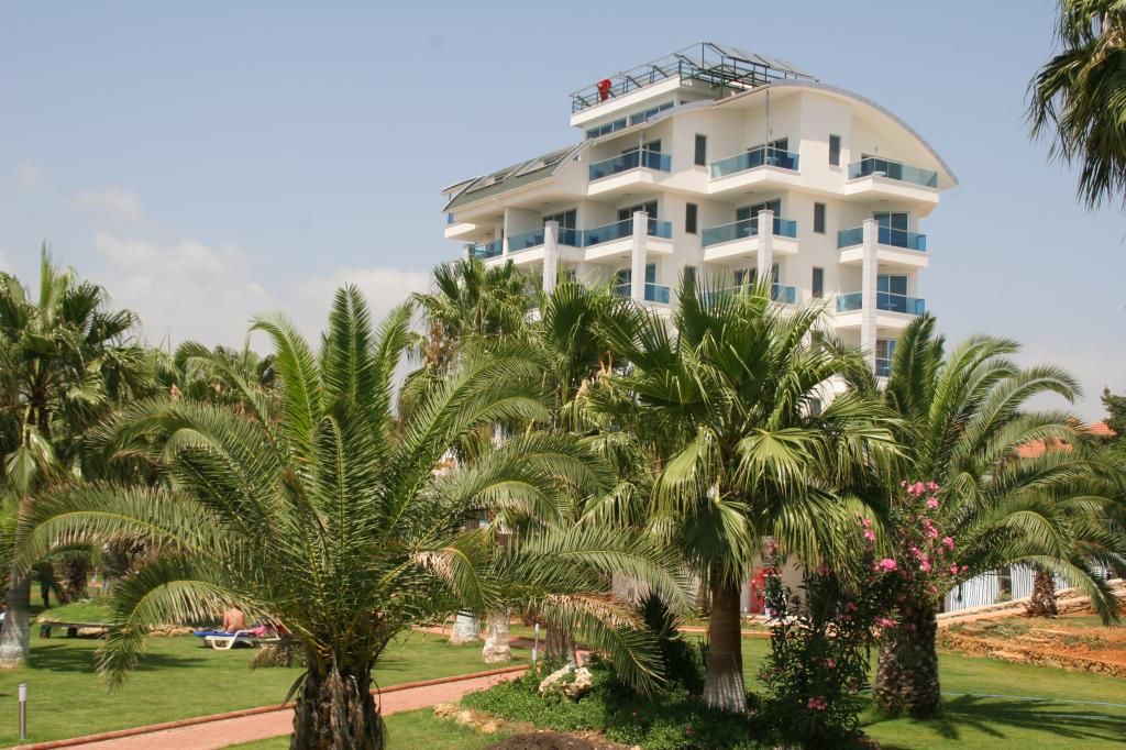 Venessa Beach Hotel — 4
