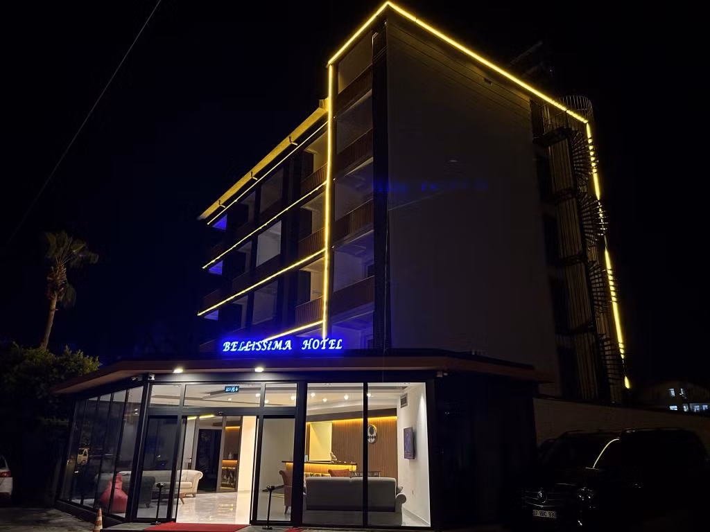 Bellissima Hotel — 2