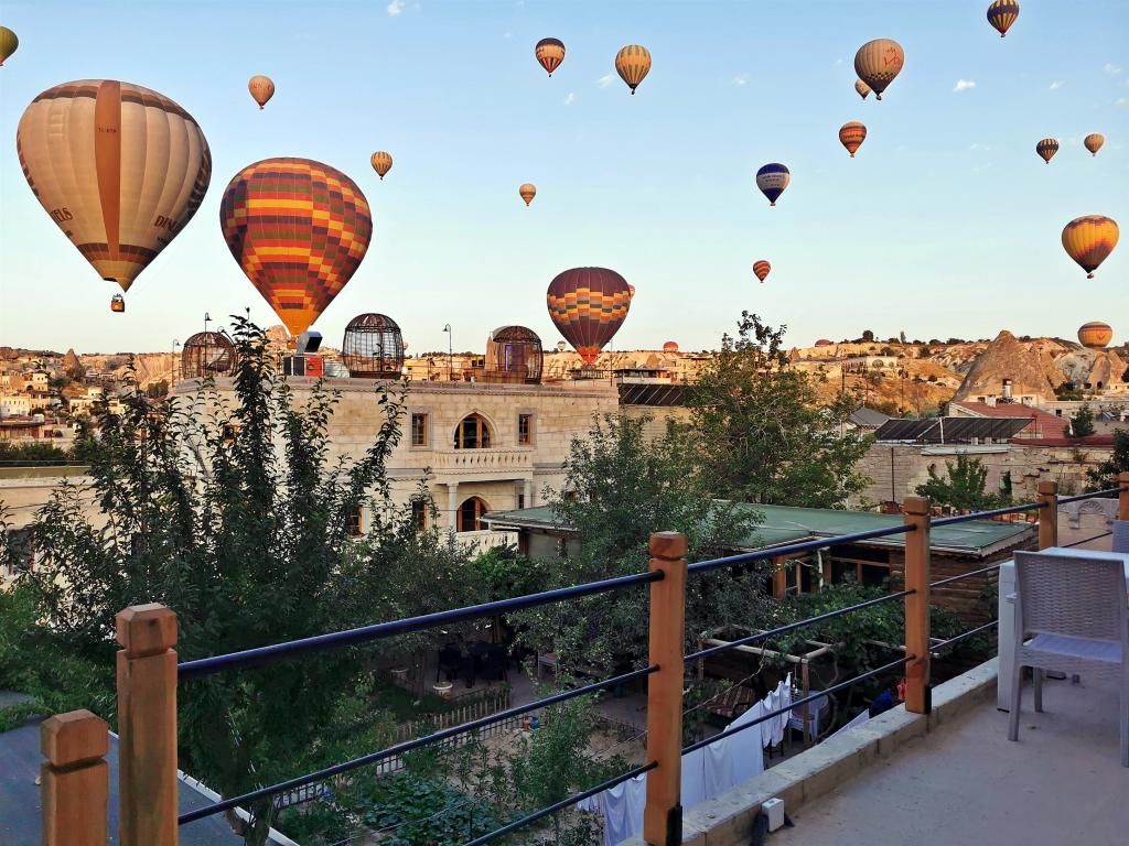Falcon Cave Suites — 6