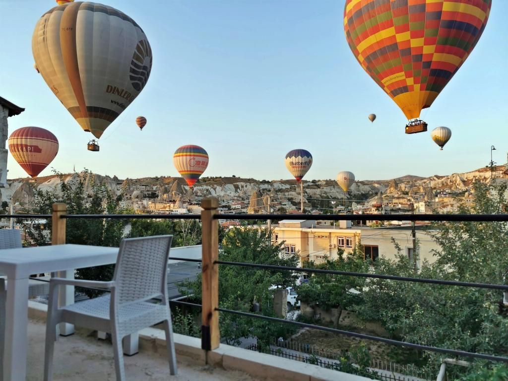 Falcon Cave Suites — 8