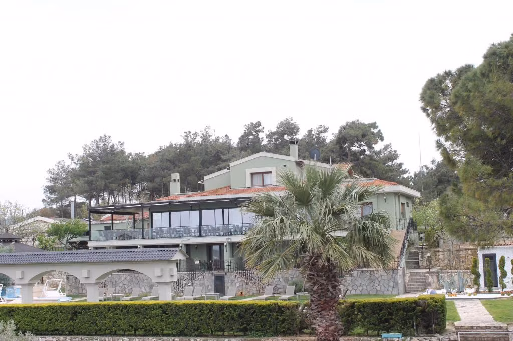 Beliz'i Hotel Urla — 3