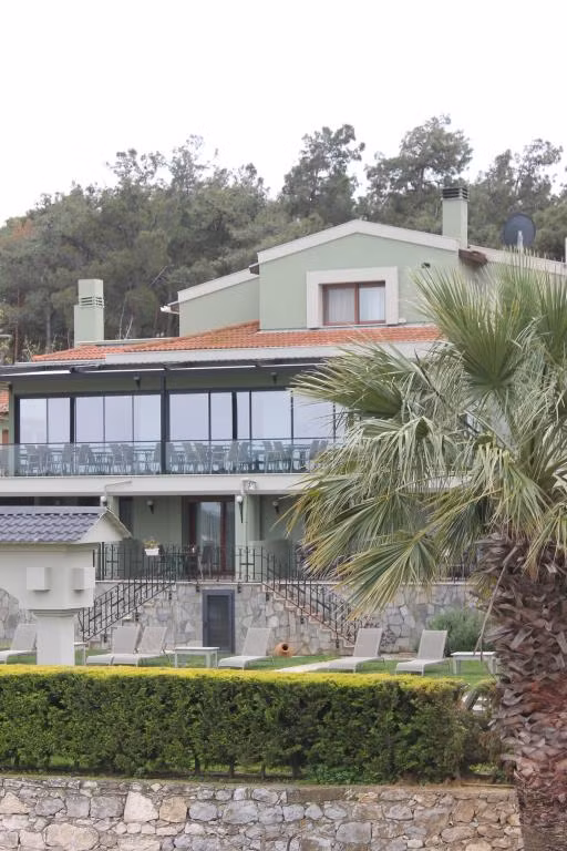 Beliz'i Hotel Urla — 2