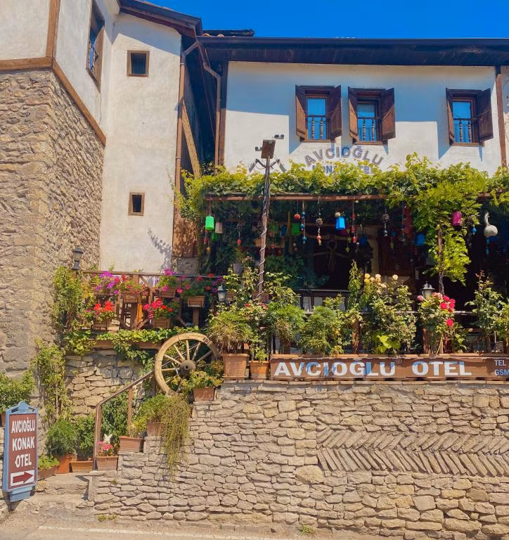 Avcıoğlu Konak Otel