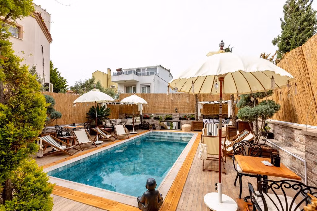 Parna Hotel +12 Adult — 2