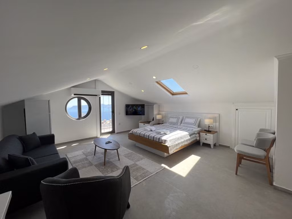 Freya Suite — 9