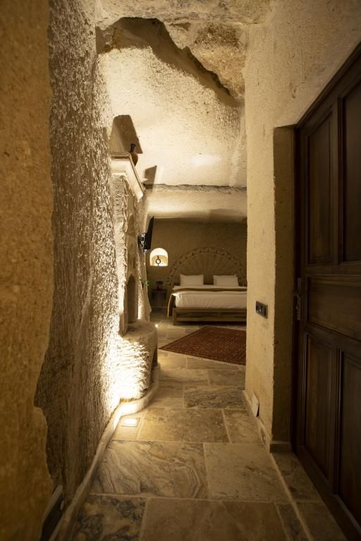 Medusa Cave Hotel — 8