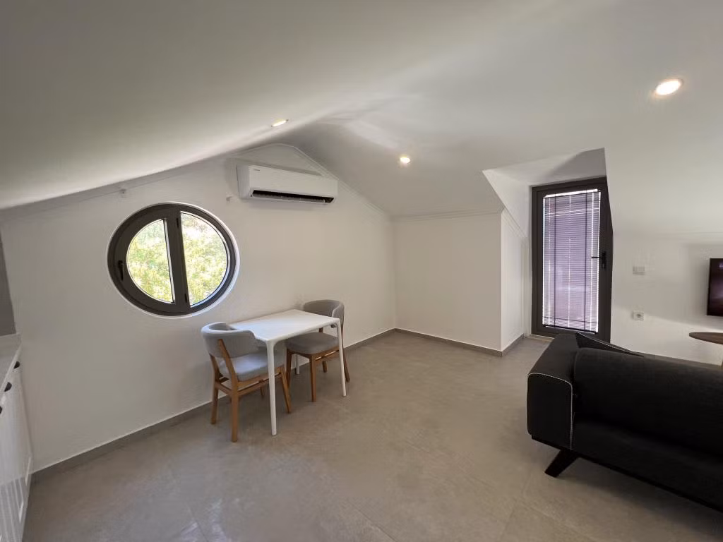 Freya Suite — 2