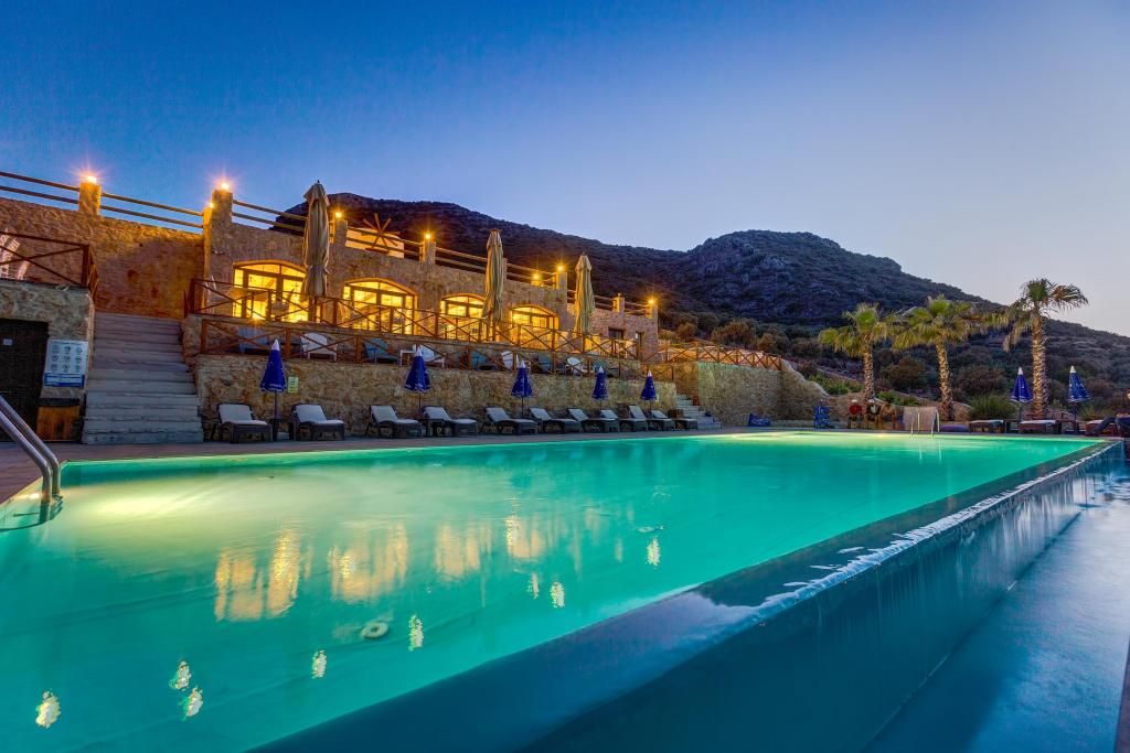 Karia Hotel Palamutbükü — 8