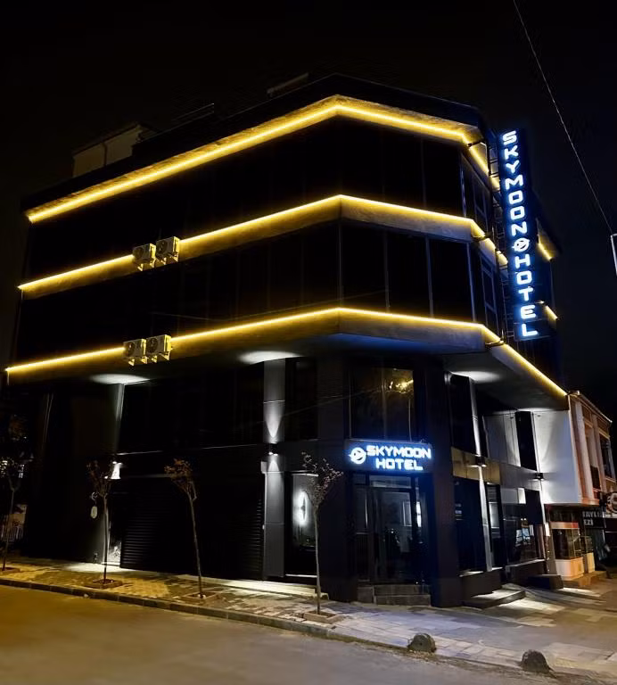 Skymoon Airport Hotel — 8