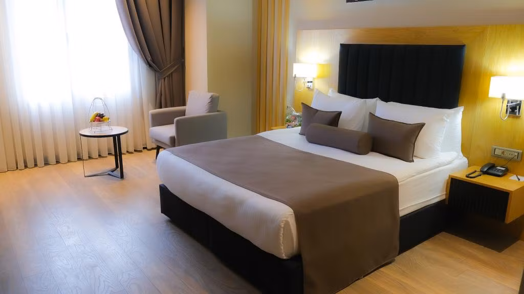 Serenity Comfort Hotel — 8