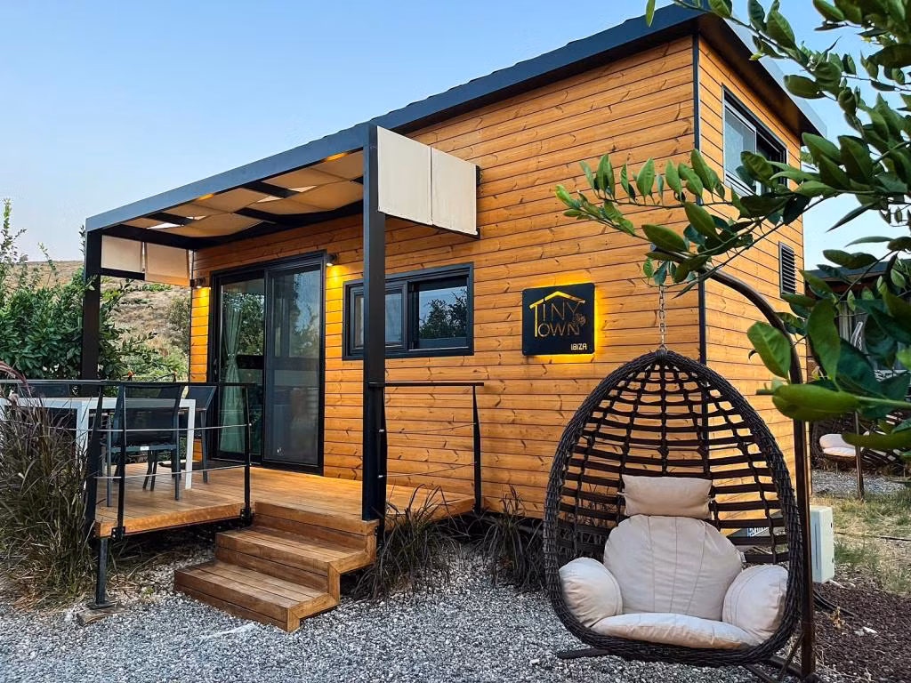 Tiny Town Kuyucak ( Adults Only +12 )