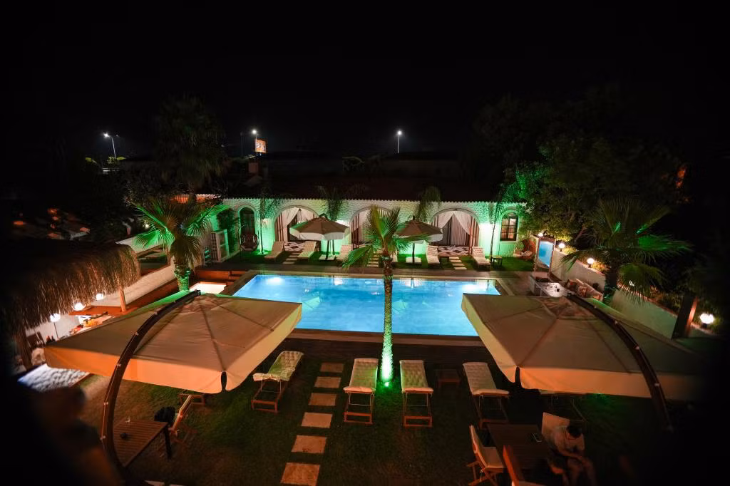 Şerefe Hotel Alaçatı — 8