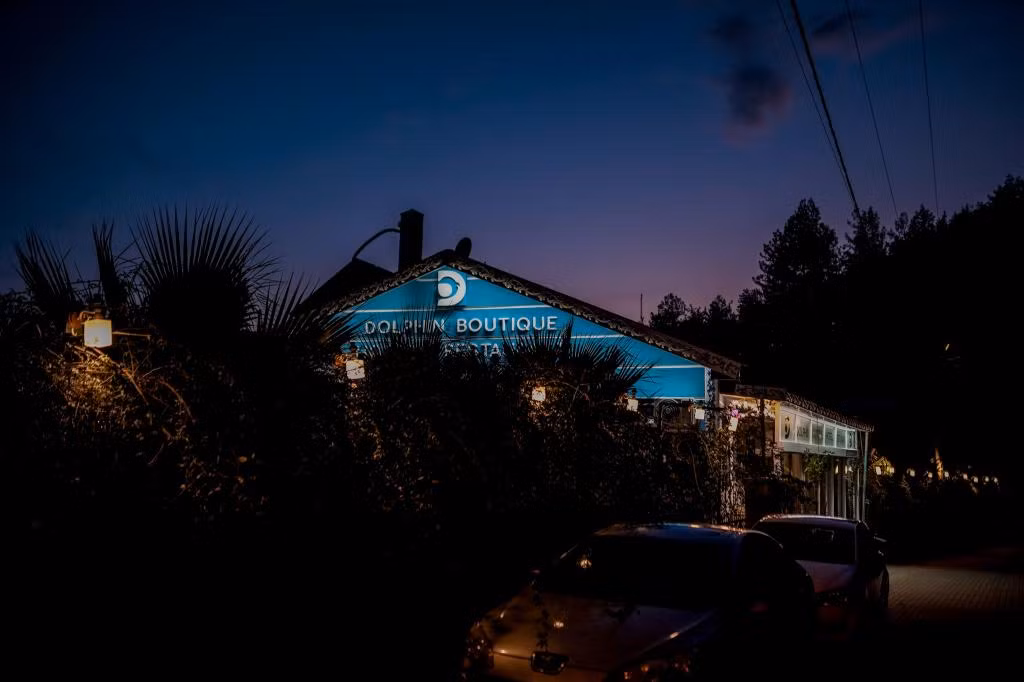 Dolphin Boutique Hotel — 8