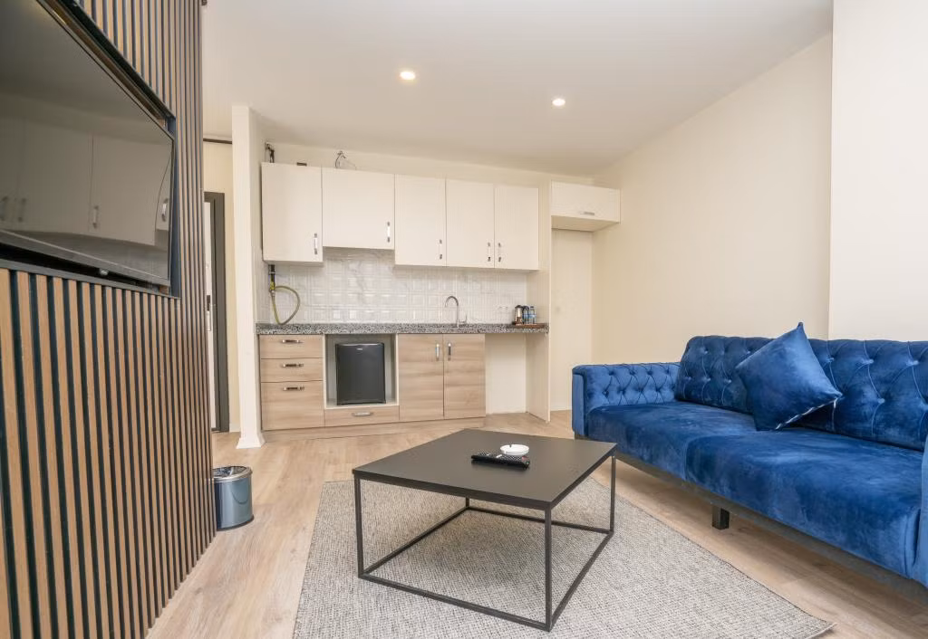Guest Suites — 6