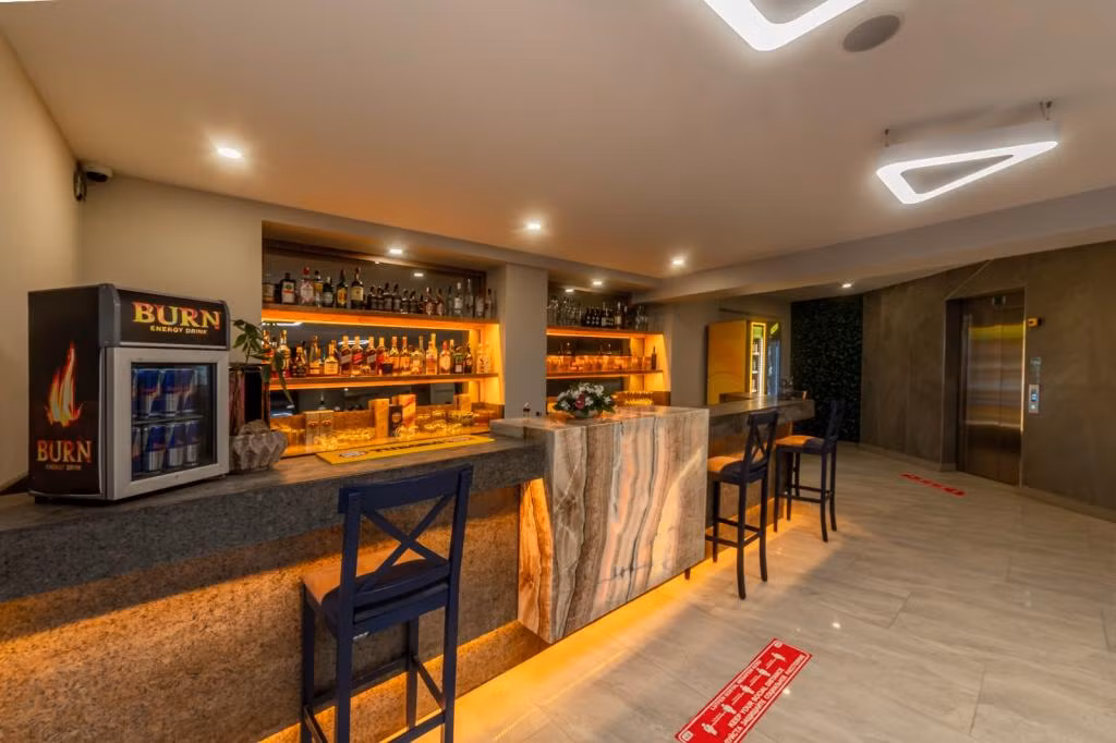 Tema 242 Hotel — 7