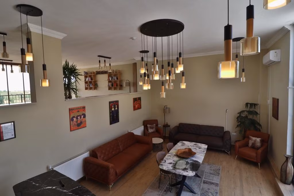 Dessera Vineyards Hotel — 3