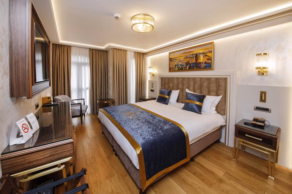 Manors Hotel — 7