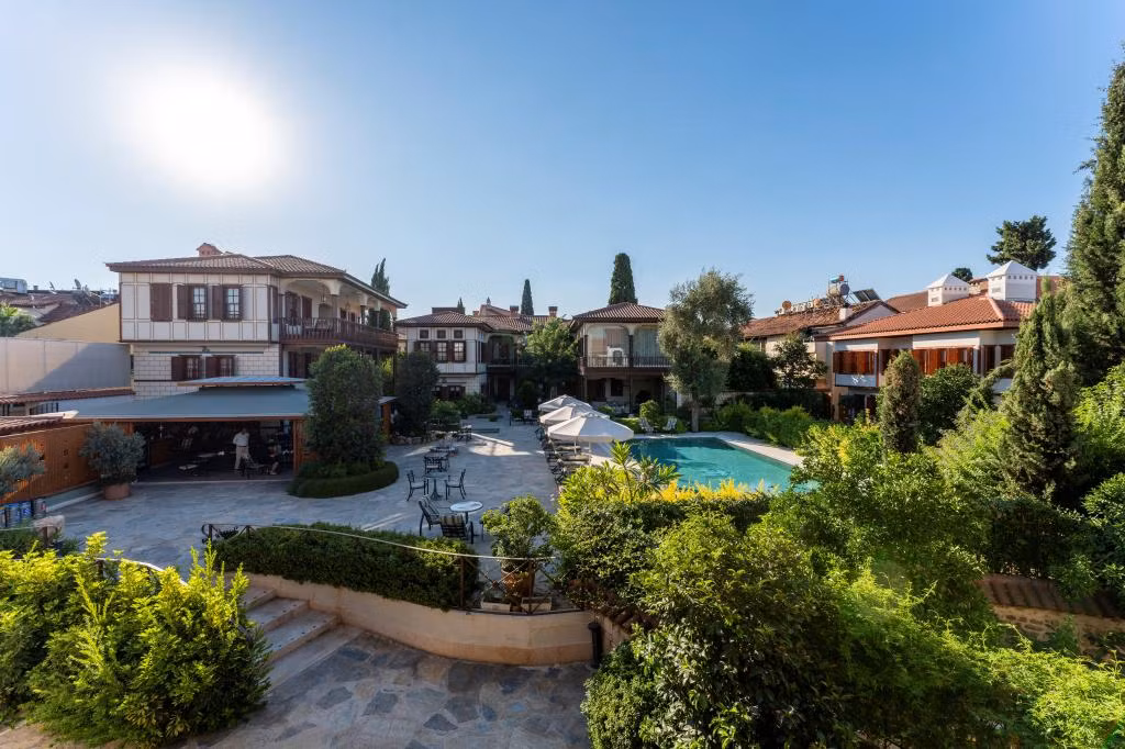 RuinAdalia Hotel — 2