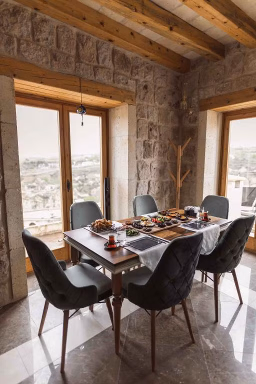 Solo Cave Suites — 6