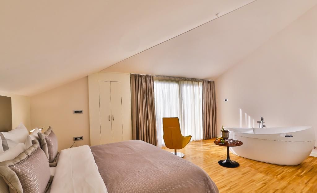 Business Life Hotel — 8