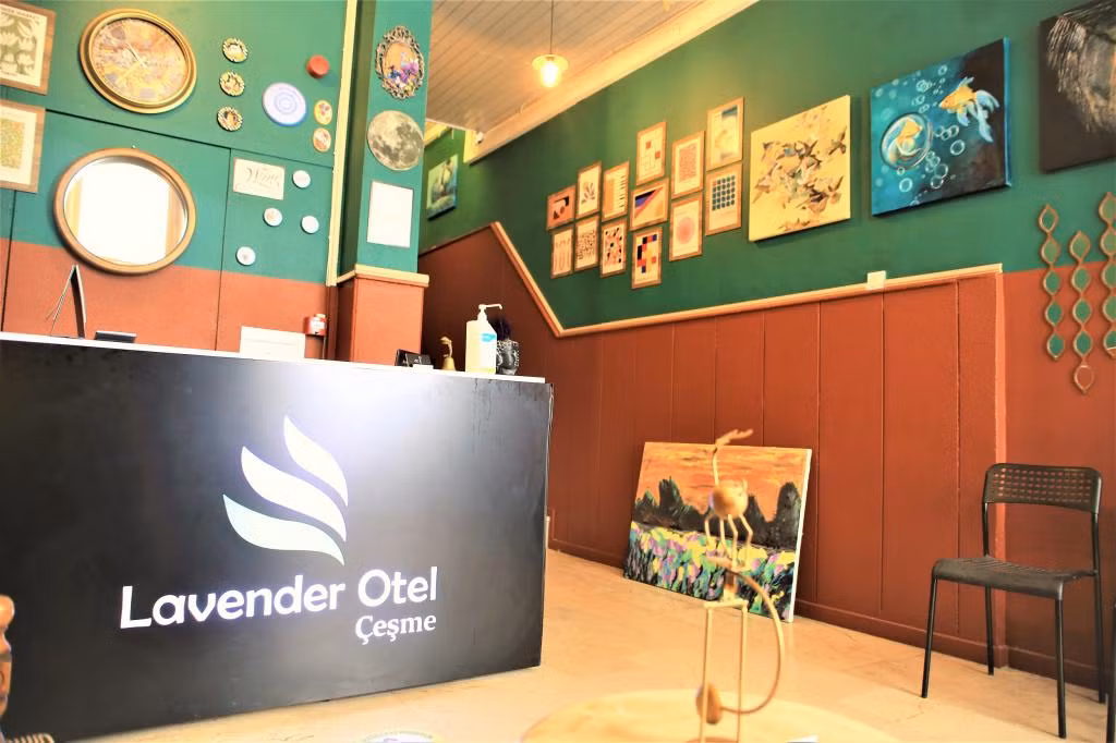 Lavender Otel Çeşme — 2