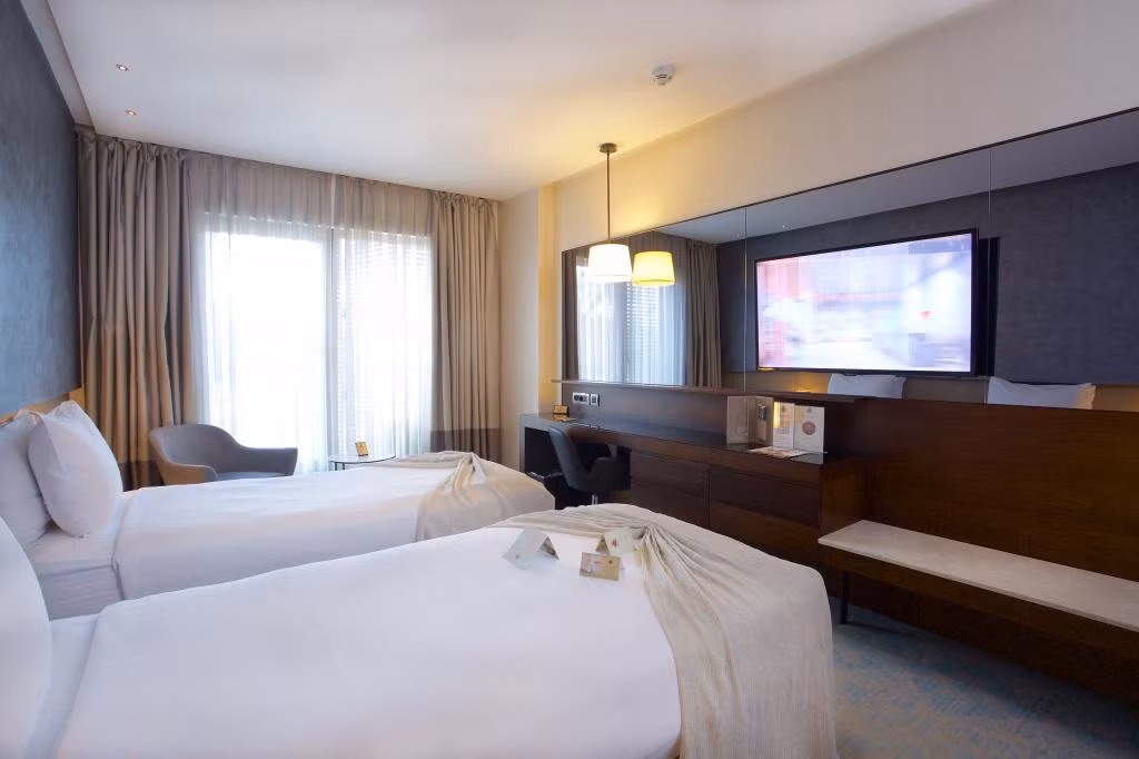 Dosso Dossi Hotels Downtown — 2