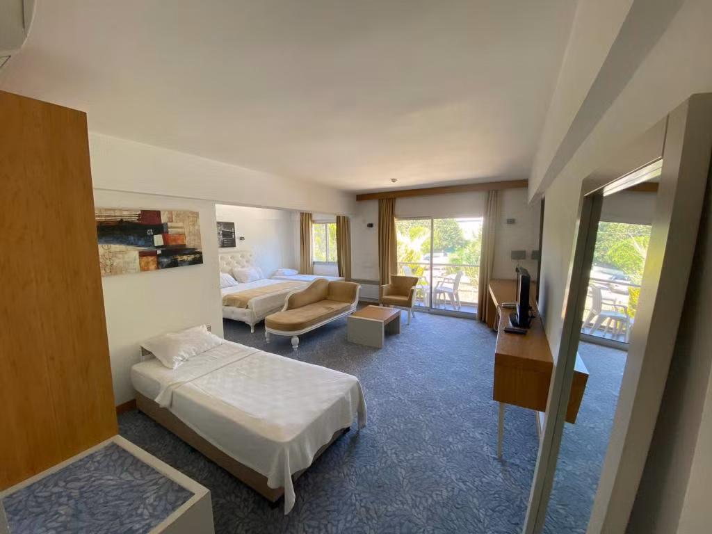 Egge Hotel Çeşme — 9