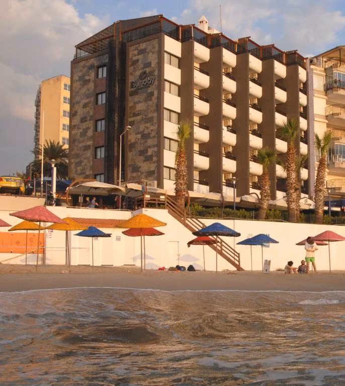 Sunday Beach Hotel — 6