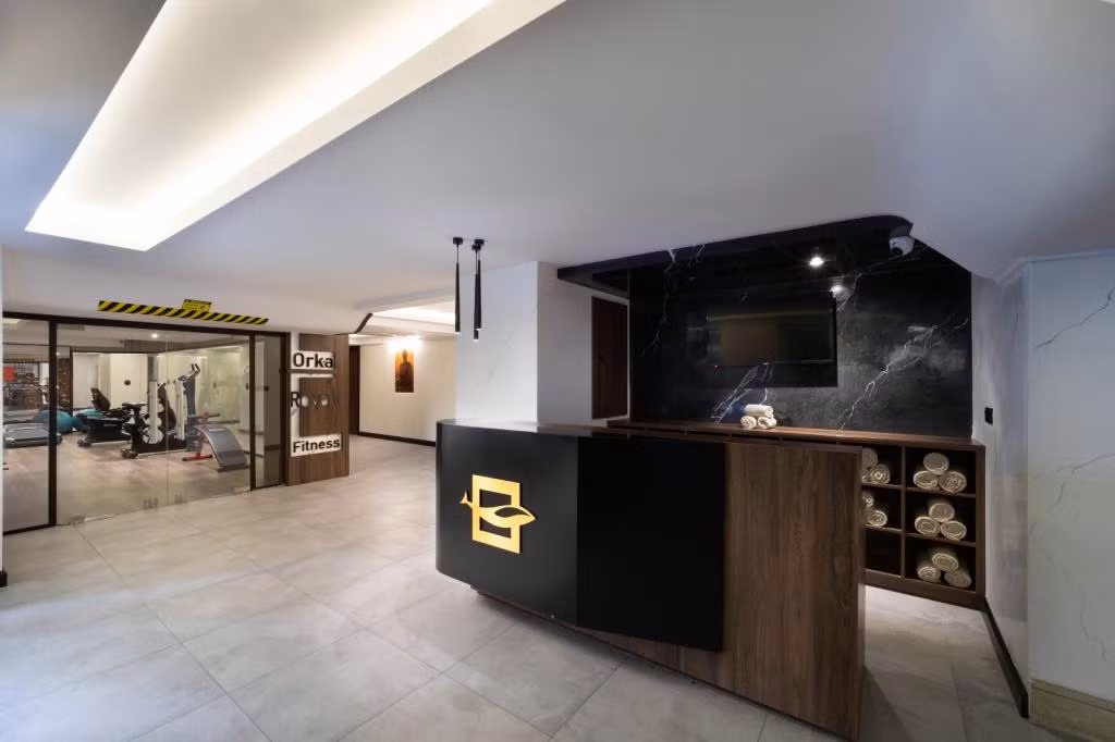 Orka Royal Hotel  — 6