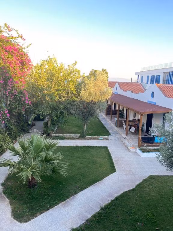 Kemanci Suites Restaurant & Beach — 8